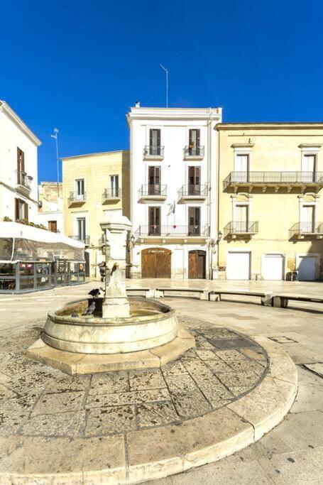Dimora Donna Vittoria Apartment Bari Exterior photo