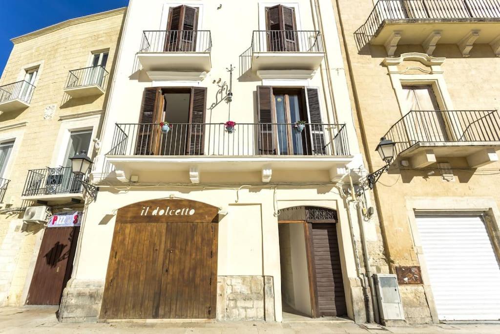 Dimora Donna Vittoria Apartment Bari Exterior photo